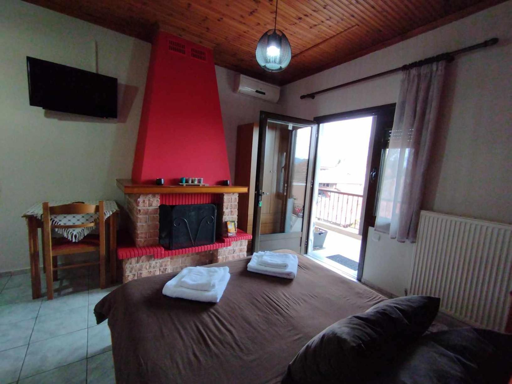 Guesthouse Mythos Órma Esterno foto